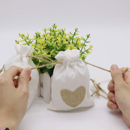 30pcs Burlap Bags, Jute Drawstring Pouches Wedding Gift Bags Jewelry Candy Pouch for Wedding Shower Birthday Christmas Party Favors DIY Craft (White with Brown Heart)