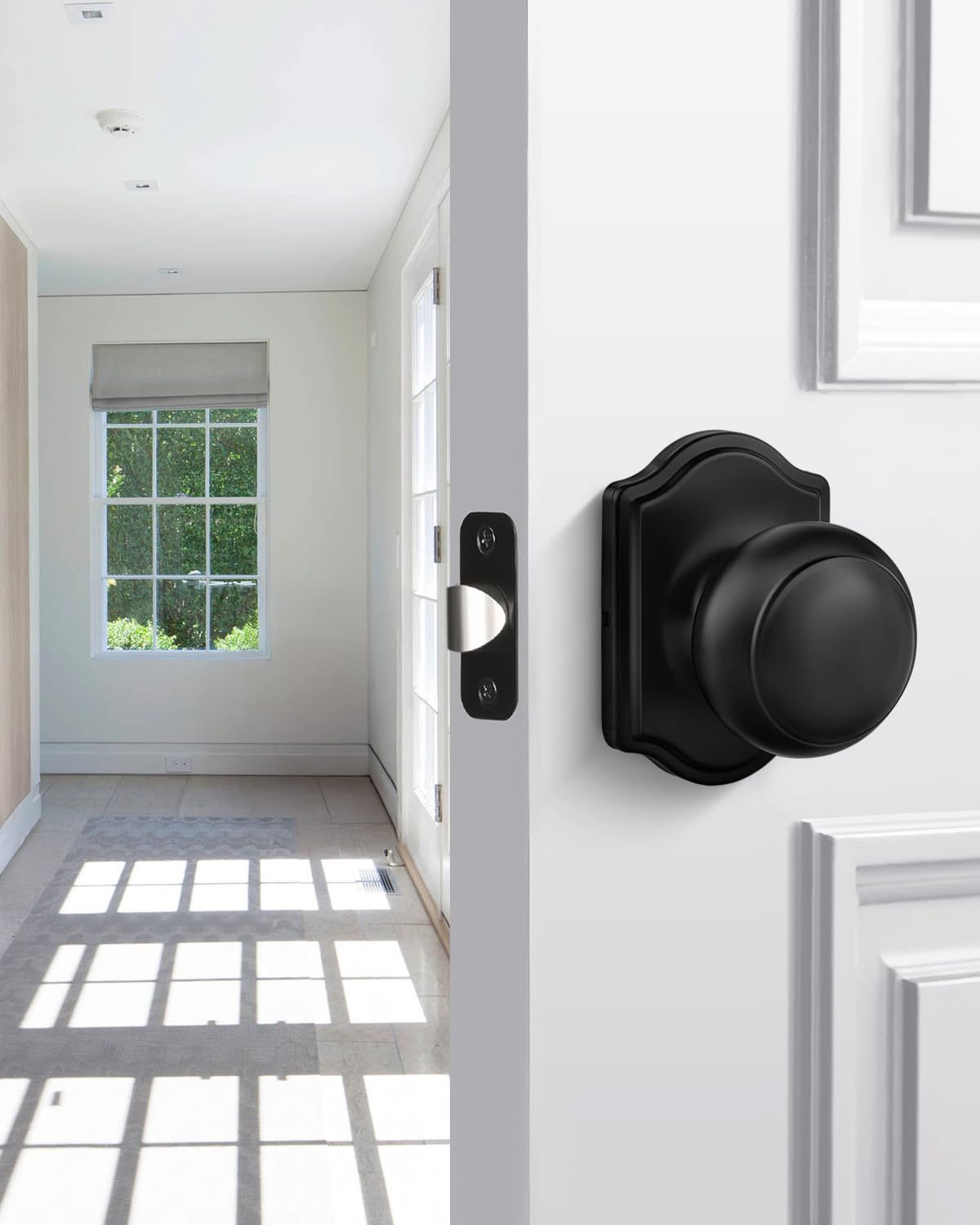 goldenwarm Closet Door Knob with Lock, Black Door Knobs Passage Doors Lock, Reversible Handle with Lock for Left or Right Keyless Bathroom/Bedroom,Modern Home Décor(1 Pack)