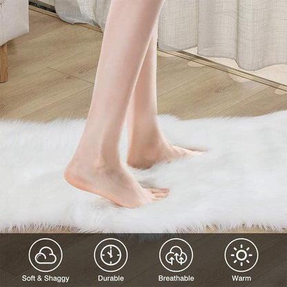Faux Fur Area Rug, Decor Carpet Sheepskin Style Shaggy Rug for Chair Cover Seat Pad/Sofa Cushion, Ultra Soft Fluffy Rugs in Living Room & Bedroom Bedside, White 67x109 cm