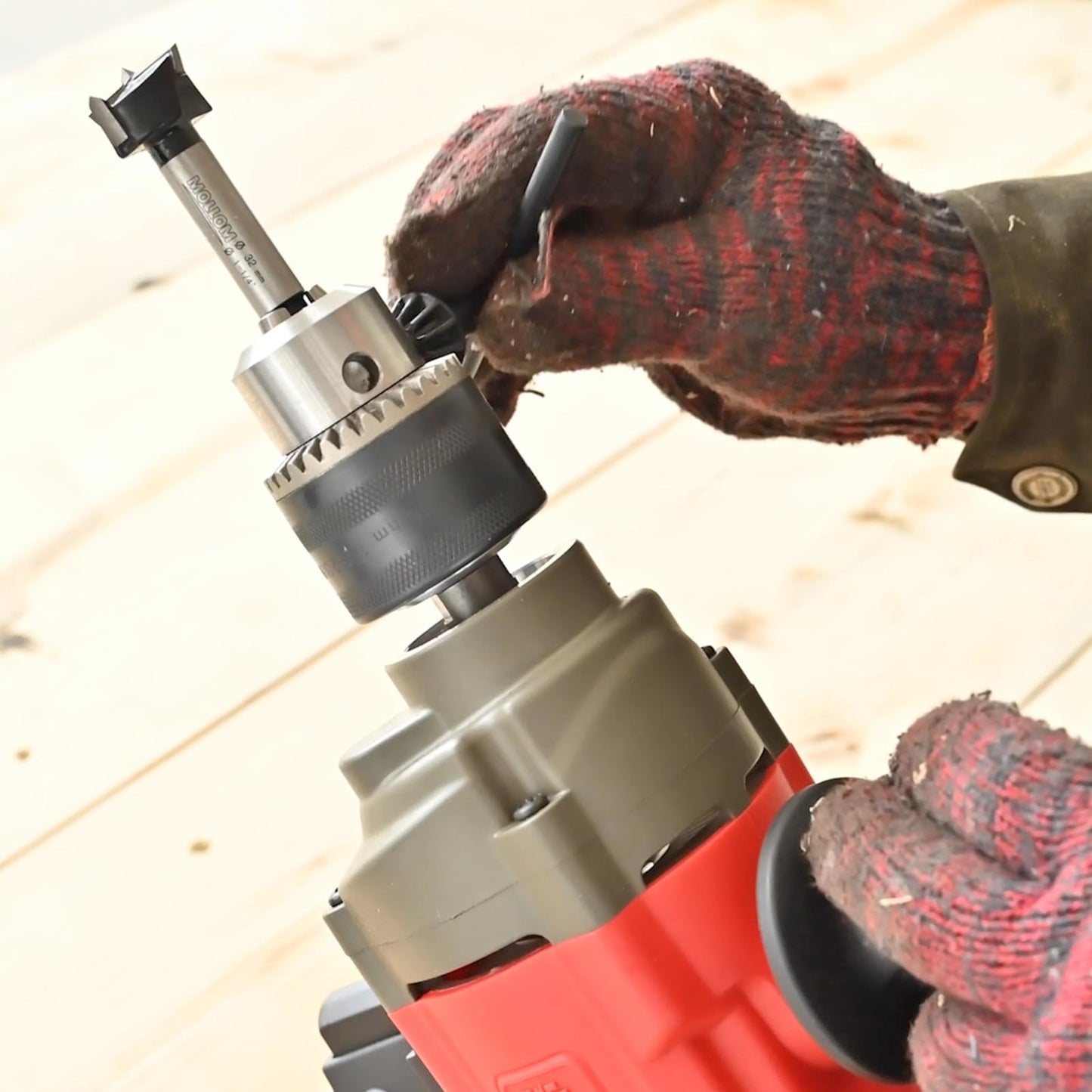 MOLLOM 1-3/8" (35mm) Forstner Drill Bit for Precise Woodworking with Durable YG8 Carbide Thickness of 2.0mm,This Hinge Cutter Tool is Ideal for Hard Wood, Plastic, Plywood
