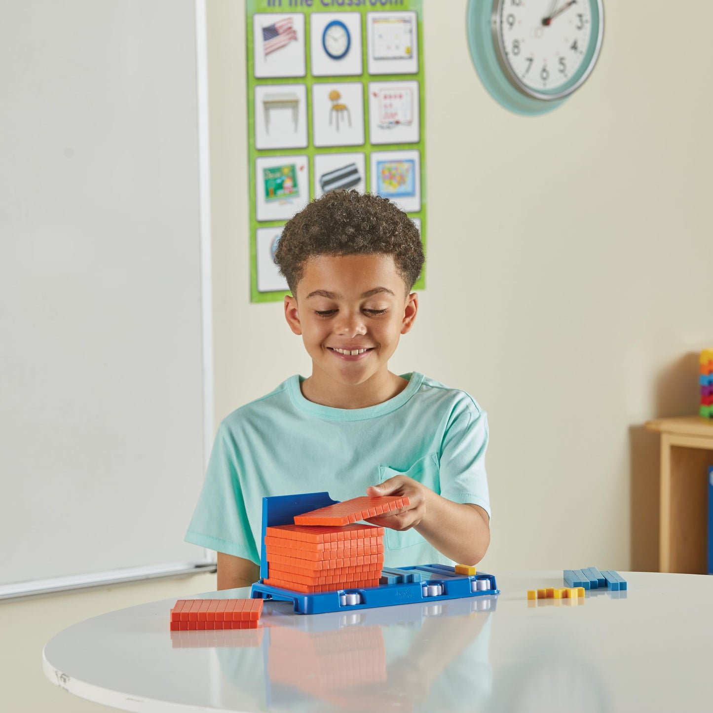 hand2mind Place Value Frame with Base Ten Blocks