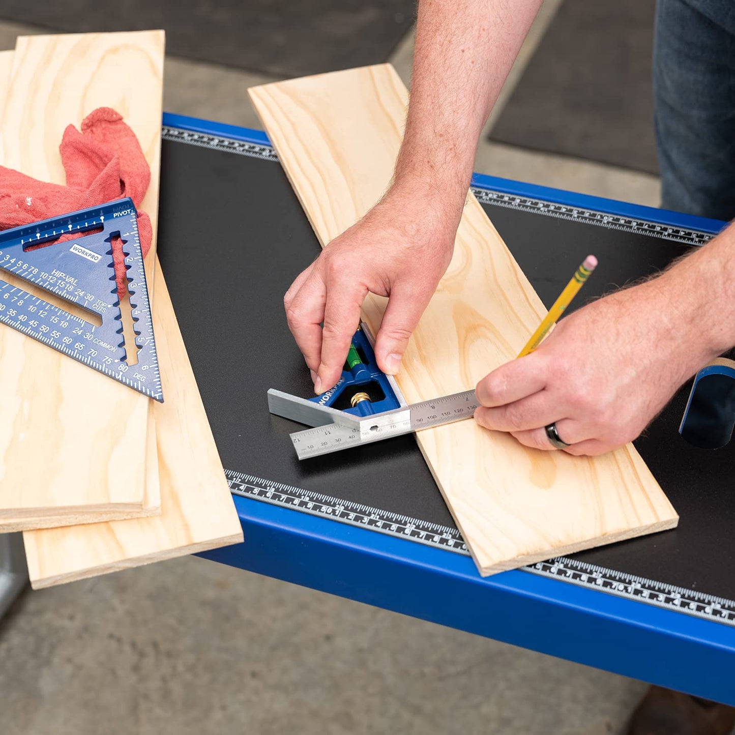 WORKPRO Rafter Square and Combination Square Tool Set, 7 Inch Aluminum Alloy Die-Casting Carpenter Square and 12 Inch Zinc-Alloy Square Ruler Combo (Rafter Square Layout Tool)