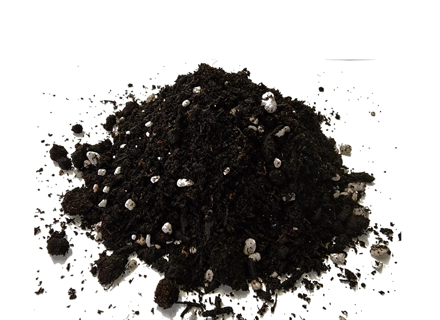 M.M Basics (10 L) Premium Organic Potting Soil Mix with Perlite, Worm Castings, Peat Moss, Aged Forest Products, and Rock Phosphate. Natural PH, an Ideal Soil for Indoor or Outdoor Organic Growing