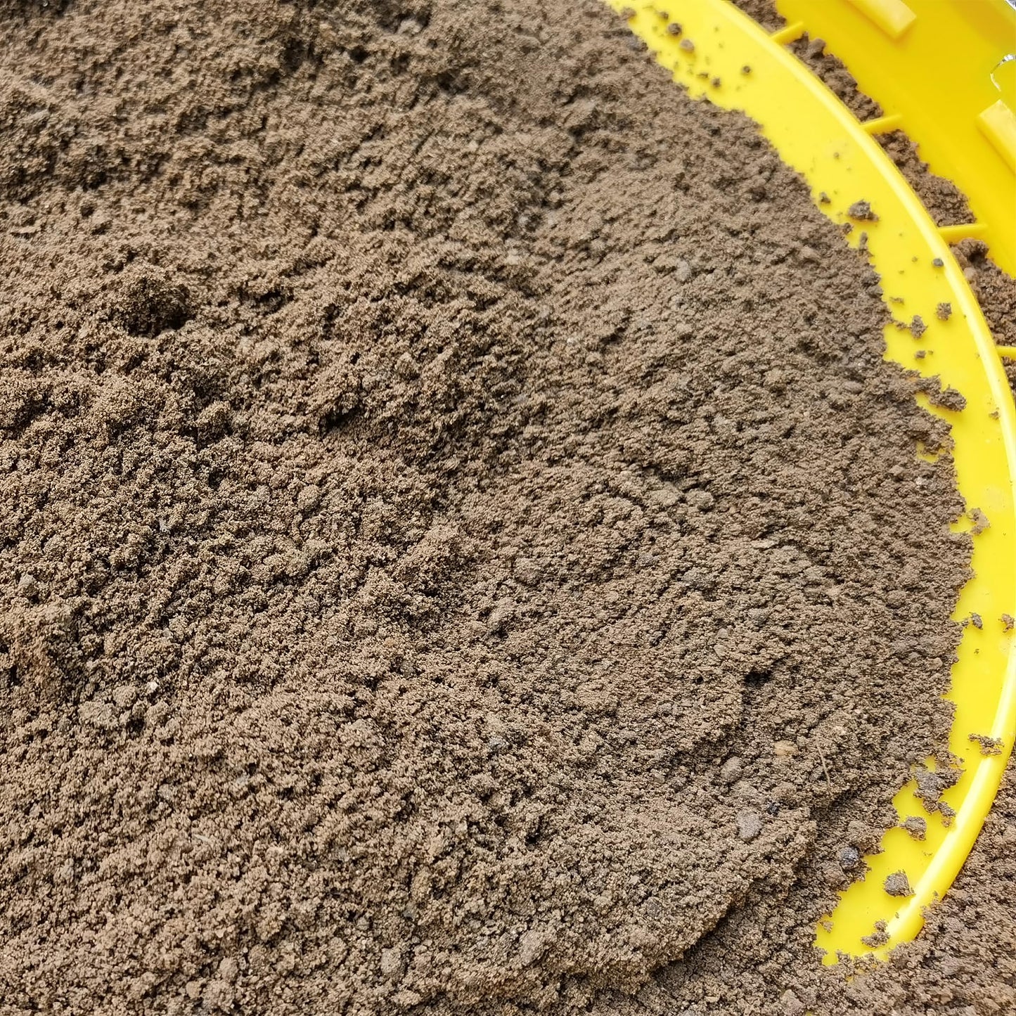 YUEBM Gardening Sand Soil Compost Sifter Perfect for 5 Gallon Bucket (1, 1/4 Inch)