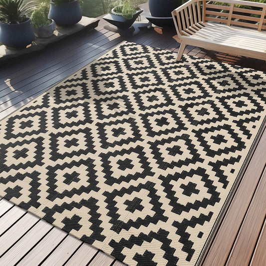 OLANLY Outdoor Rug Waterproof Reversible 4x6 ft, Durable Plastic Straw Patio Camping Carpet, Large Foldable RV Mat for Backyard, Deck, Picnic, Camper, Bench, All-Weather, Lightweight, Black & Beige
