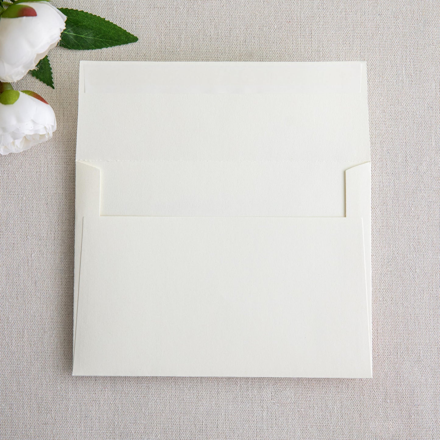 PONATIA 50 Pieces 5x7 Envelopes, A7 Envelopes Self Seal for Weddings, Invitation Cards, Photos, Postcards, Greeting Cards Mailing, Baby Shower, Graduation, Christmas Gift Cards (Ivory)